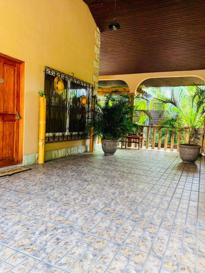 Effie Mountain View Coco Villa Misere Exterior foto